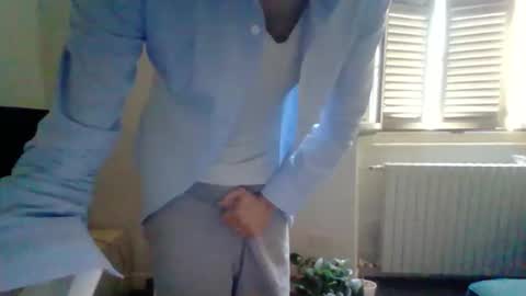 Snapshot of sobigfromitaly chatting on April 30, 11:27 am sobigfromitaly online show from April 30, 11:27 am