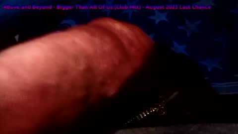 Snapshot of socaliluv chatting on October 7, 12:41 am MathDaddy online show from October 7, 12:41 am