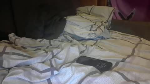 PaulyBigD online show from March 4, 8:42 am