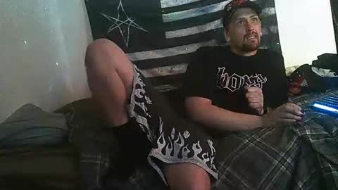 Snapshot of socalloverboy2 chatting on May 10, 7:46 am readyformy milf online show from May 10, 7:46 am