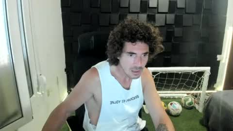 Snapshot of soccerplayerrr chatting on June 23, 11:19 am soccerplayerrr online show from June 23, 11:19 am