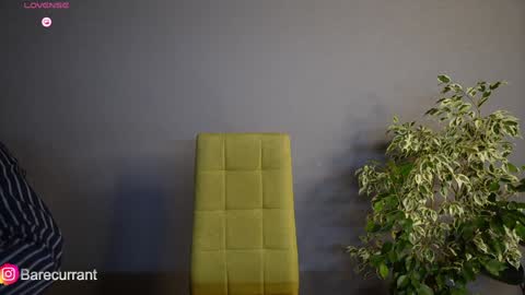 Snapshot of sochnogirls chatting on February 6, 9:49 pm Yesenia online show from February 6, 9:49 pm