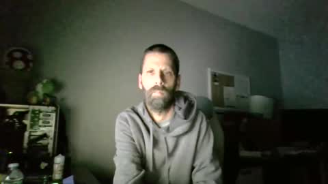 sockguy420 online show from December 15, 4:28 am