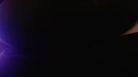 Tom online show from February 9, 6:26 pm