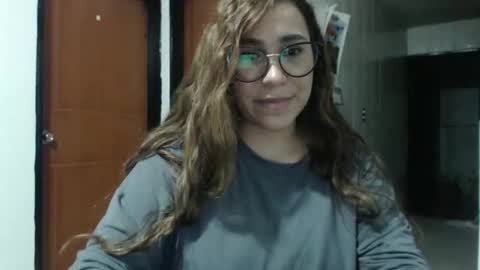 Snapshot of sofi4__ chatting on September 13, 6:02 am sofi online show from September 13, 6:02 am