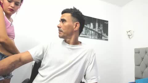 Snapshot of sofi_and_santy chatting on September 27, 2:27 am SOFI AND SANTY online show from September 27, 2:27 am