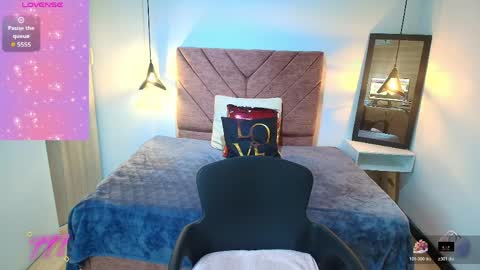 SOFI BLAKE online show from April 8, 1:00 pm