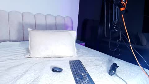 Sofia online show from December 17, 12:00 pm