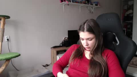 Snapshot of sofi_delightful chatting on February 17, 2:02 pm Sofi online show from February 17, 2:02 pm