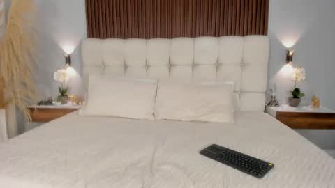 Snapshot of sofi_potter_ chatting on May 4, 10:39 pm Sofia online show from May 4, 10:39 pm