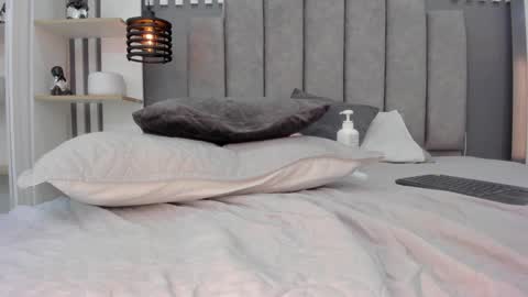 valen online show from January 15, 12:09 am