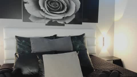 Snapshot of sofi_sp chatting on December 15, 11:36 am sofi_sp online show from December 15, 11:36 am