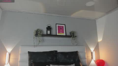 sofi_sp online show from February 17, 11:29 am