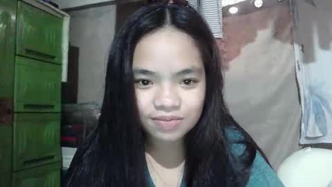 Snapshot of sofia_587145 chatting on February 22, 7:40 am sofia_587145 online show from February 22, 7:40 am