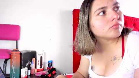 Sofia  bella online show from July 25, 7:33 pm