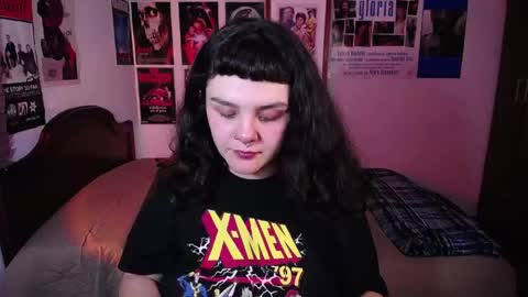 Snapshot of sofia_coolle chatting on April 19, 4:23 am Sofi online show from April 19, 4:23 am
