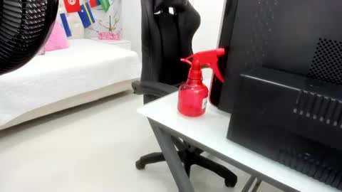 sofia_echeverri online show from June 23, 2:42 am