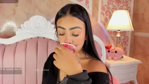 Sofia fantasyy  Online 0700 to 1400 gmt-5 online show from March 25, 12:11 pm