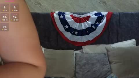 Snapshot of sofia_gutierrez_x chatting on June 12, 9:14 pm sofia_gutierrez_x online show from June 12, 9:14 pm