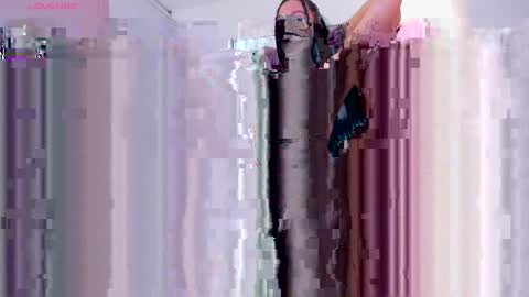 Snapshot of sofia_jones2 chatting on May 5, 2:19 am Sofia Jo IG sofisj023 online show from May 5, 2:19 am