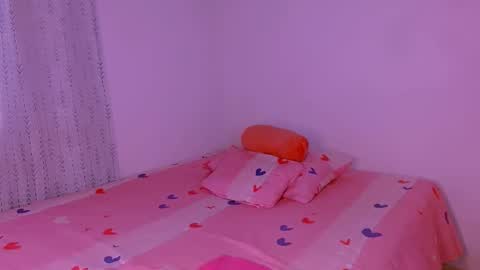 Snapshot of sofia_mark20 chatting on October 7, 8:06 pm Sofia online show from October 7, 8:06 pm