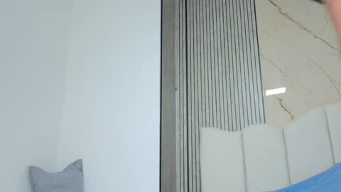 Sofia online show from April 22, 2:58 am