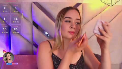 Snapshot of sofia_pamela_ chatting on May 22, 6:57 pm online show from May 22, 6:57 pm