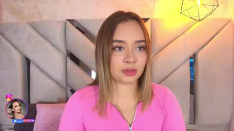 Snapshot of sofia_pamela_ chatting on July 11, 7:05 pm online show from July 11, 7:05 pm