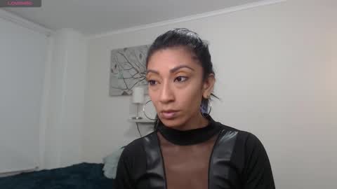 Snapshot of sofia_perez___ chatting on February 3, 7:52 pm Sofi online show from February 3, 7:52 pm