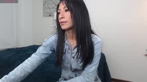 Snapshot of sofia_perez___ chatting on February 4, 8:14 pm Sofi online show from February 4, 8:14 pm
