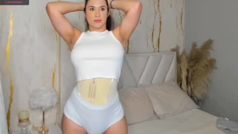 sofia_rivers_ online show from December 3, 11:24 pm