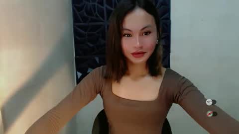 Snapshot of sofia_sweetheart18 chatting on October 17, 5:32 am sofia_sweetheart18 online show from October 17, 5:32 am