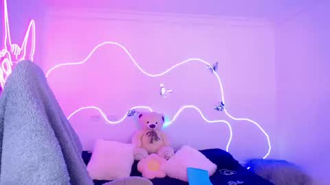 Snapshot of sofia_tgn chatting on July 25, 6:27 pm sofia_tgn online show from July 25, 6:27 pm