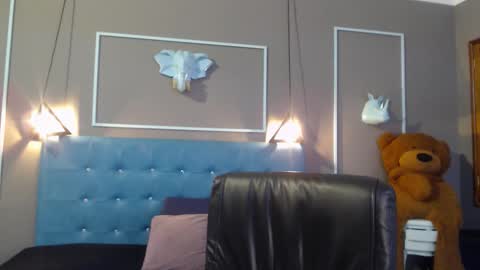 Sofa online show from November 12, 11:21 am