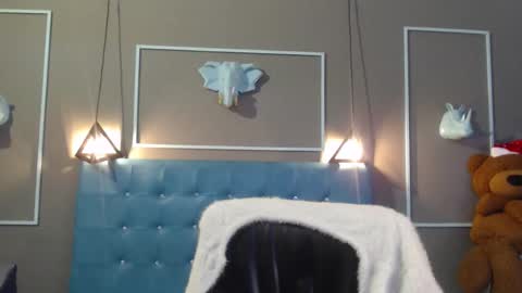 Sofa online show from November 22, 11:09 am