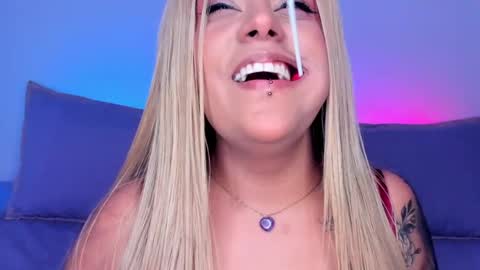 Snapshot of sofiaacortes chatting on April 22, 8:17 am Sofi cortes626 Ig online show from April 22, 8:17 am