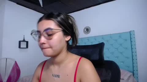 Snapshot of sofiaasexy19 chatting on April 19, 11:53 am Sofia online show from April 19, 11:53 am