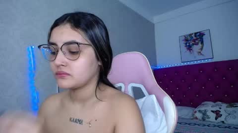Snapshot of sofiaasexy19 chatting on May 10, 12:10 pm Sofia online show from May 10, 12:10 pm