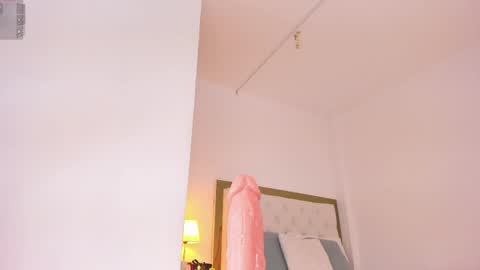 Sara online show from April 19, 2:00 am