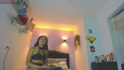 Snapshot of sofiaclaus_19 chatting on June 24, 4:44 am Sofia online show from June 24, 4:44 am