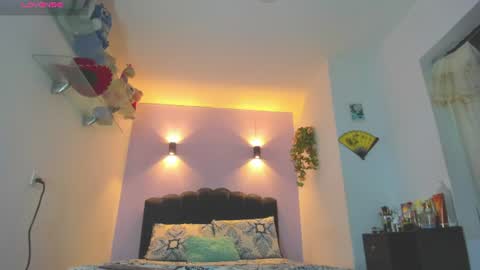 Snapshot of sofiaclaus_19 chatting on June 29, 10:15 am Sofia online show from June 29, 10:15 am