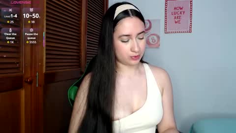 sofiaduque_26 online show from April 8, 7:14 pm