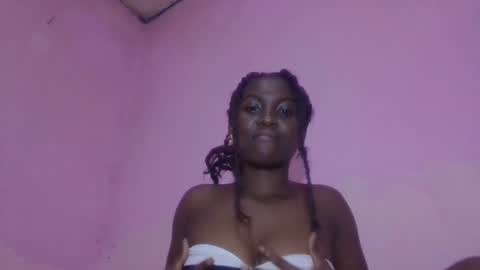 Snapshot of sofiafa chatting on April 25, 2:25 pm sofia online show from April 25, 2:25 pm
