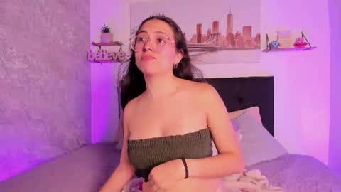 Snapshot of sofialujan_ chatting on June 19, 12:04 am sofialujan_ online show from June 19, 12:04 am