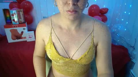 Snapshot of sofiamadisson chatting on February 18, 1:11 pm Sofia Madisson online show from February 18, 1:11 pm