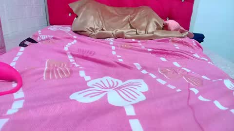 Sofiamillerrs online show from May 23, 10:58 pm
