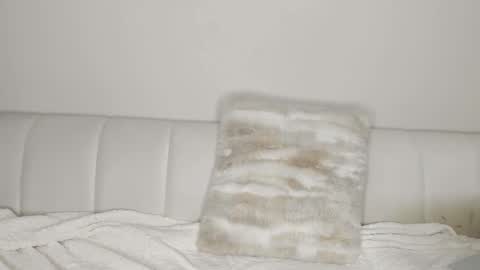 SOFIA   online show from February 24, 9:20 pm