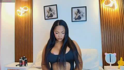Snapshot of sofiasweett1 chatting on April 23, 9:41 am online show from April 23, 9:41 am