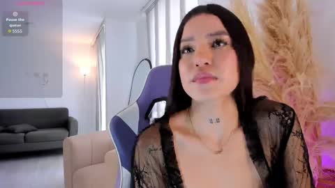 sofia wiliam   online show from March 9, 12:53 pm