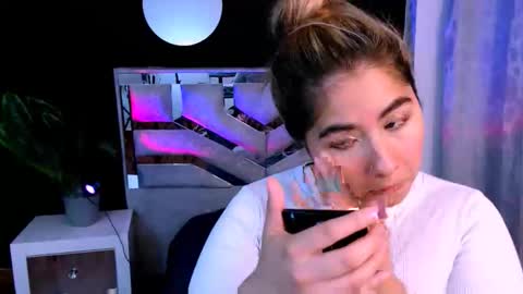 SOFIA online show from April 17, 12:30 pm